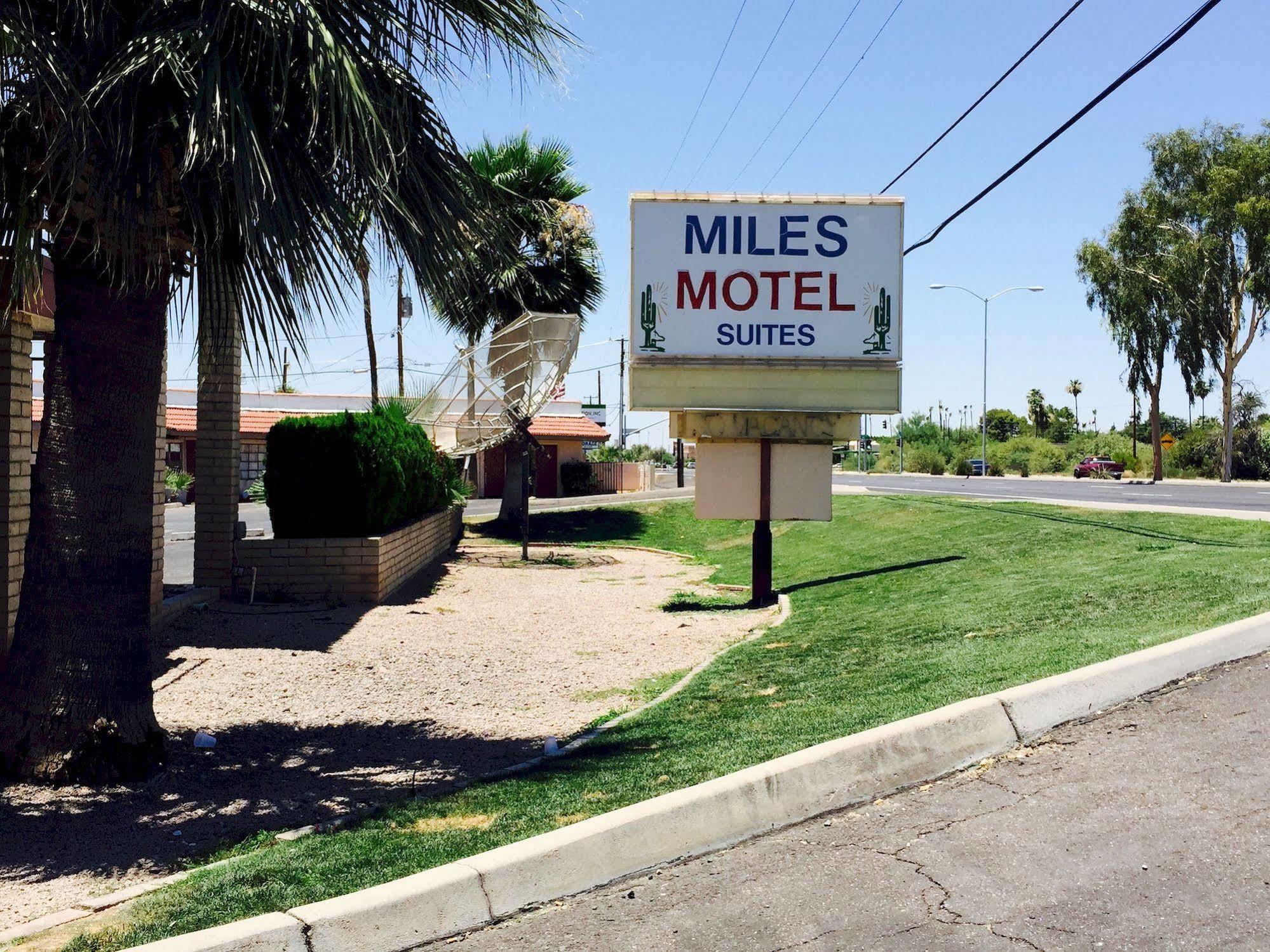 מסה Miles Motel מראה חיצוני תמונה